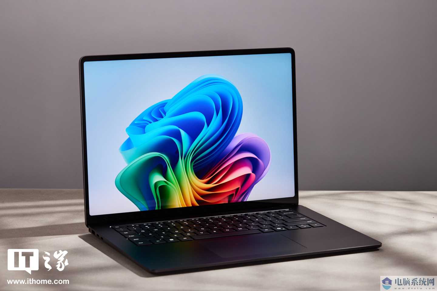 【电脑系统网开箱】微软 Surface Laptop 第 7 版 15 英寸首发图赏